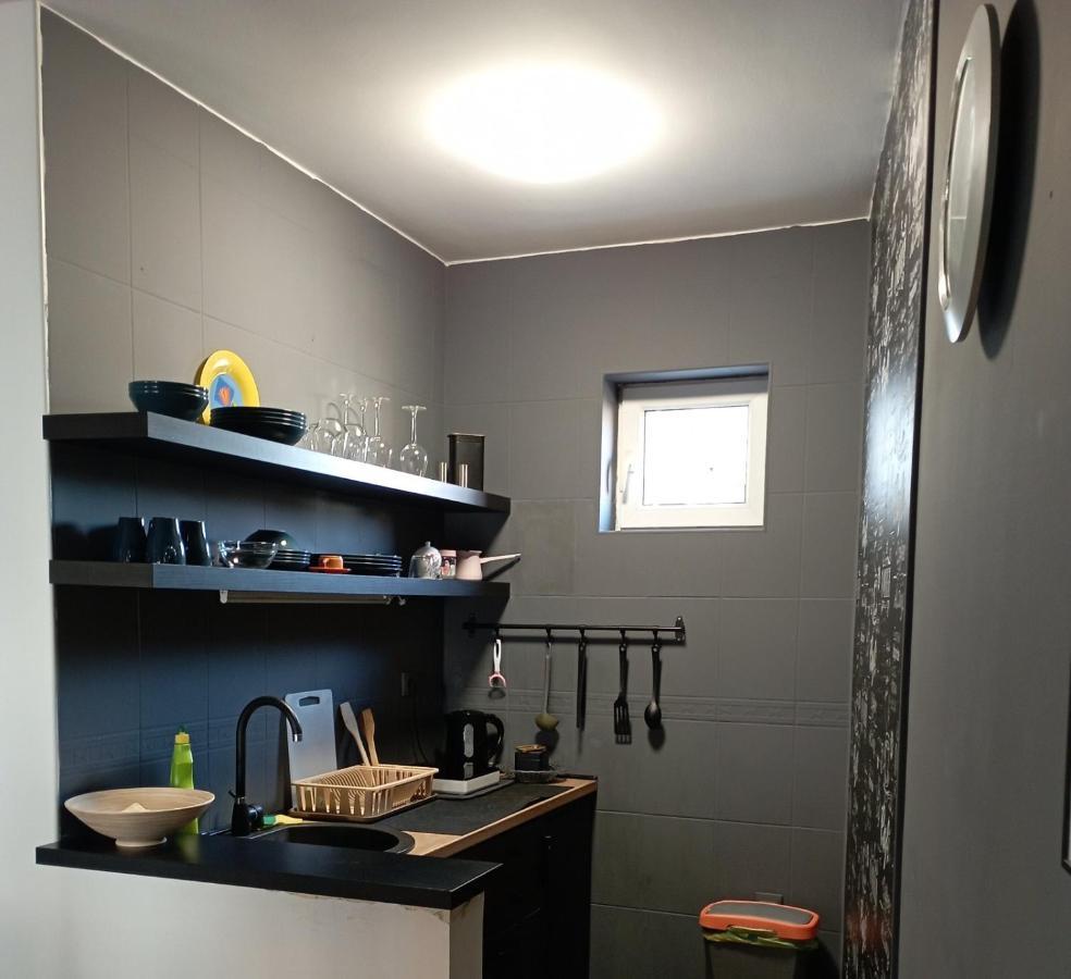 Sun Center Apartment *