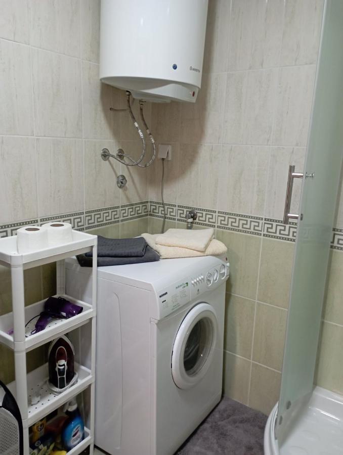 Sun Center Apartment *